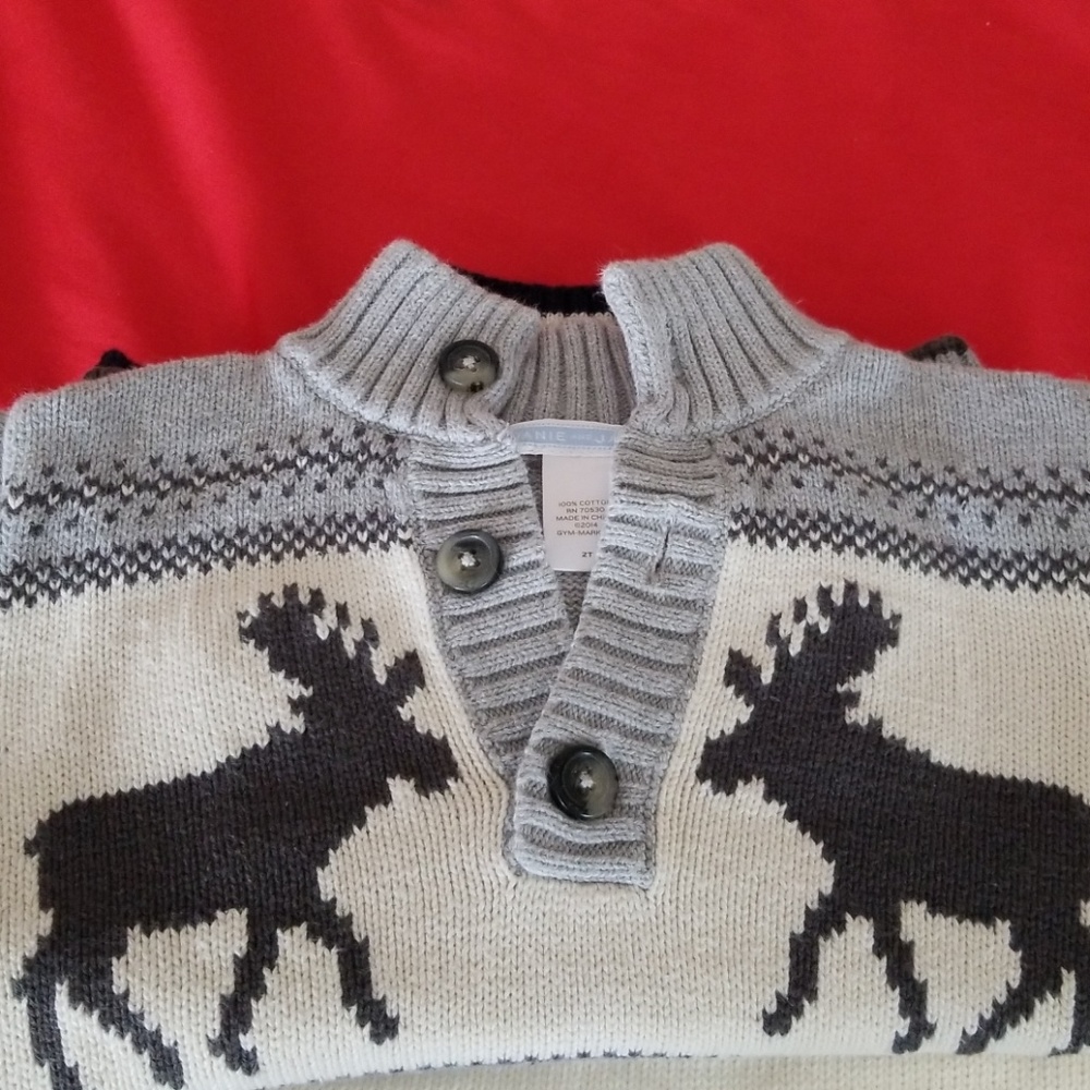 clothes - Picture 4 of 4